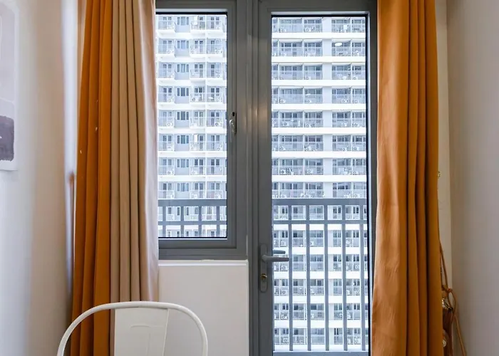 Warm Scandi 1br - View - Fame Res Mandaluyong Appartamento *